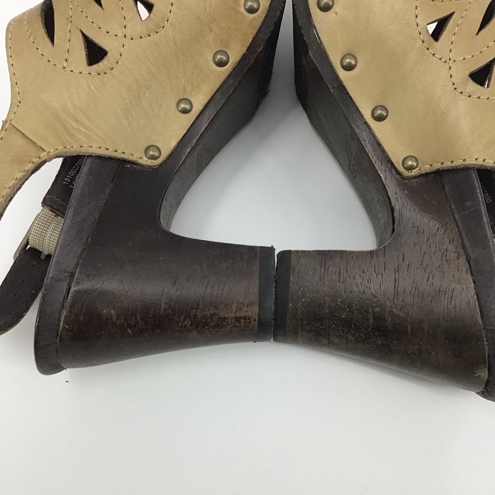 Dansko Rowena Tan Leather Sling Back Sandals - Picture 6 of 16